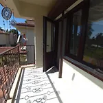Havuzlu Bahçeli Müstakil