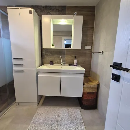 Apartmán Havuzlu Bahceli Muestakil Side